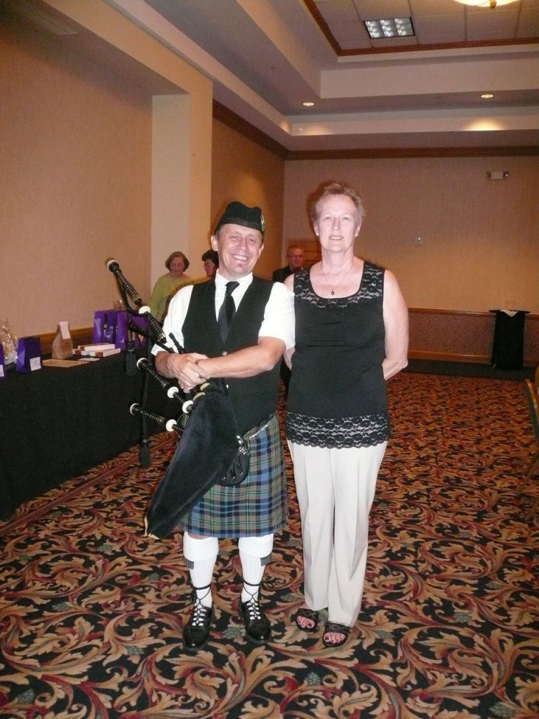 PICK_P1040134b.jpg