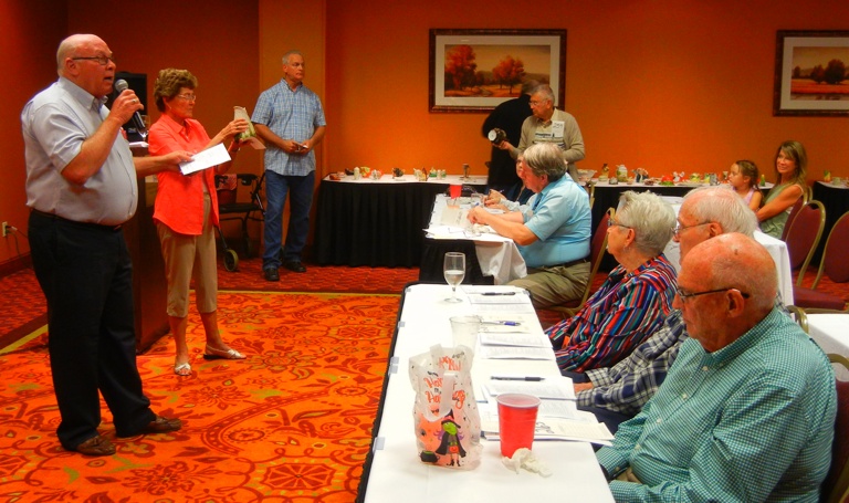 2016_conv_auction_059.jpg
