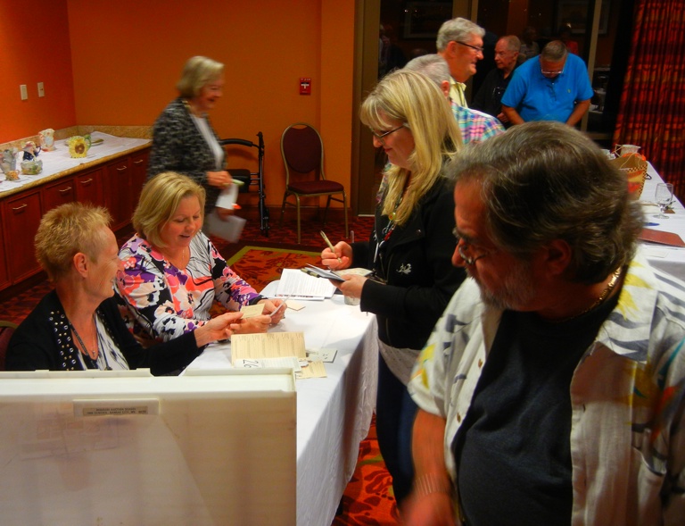 2016_conv_auction_146.jpg
